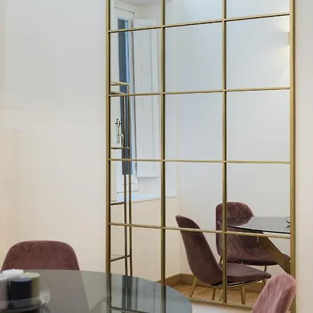 Apartment Lupa Luxury Rome